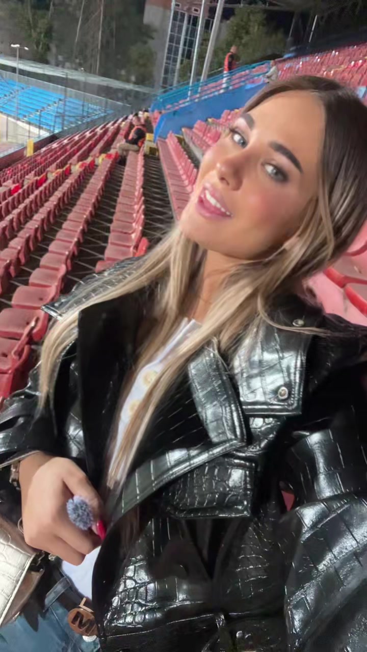@T