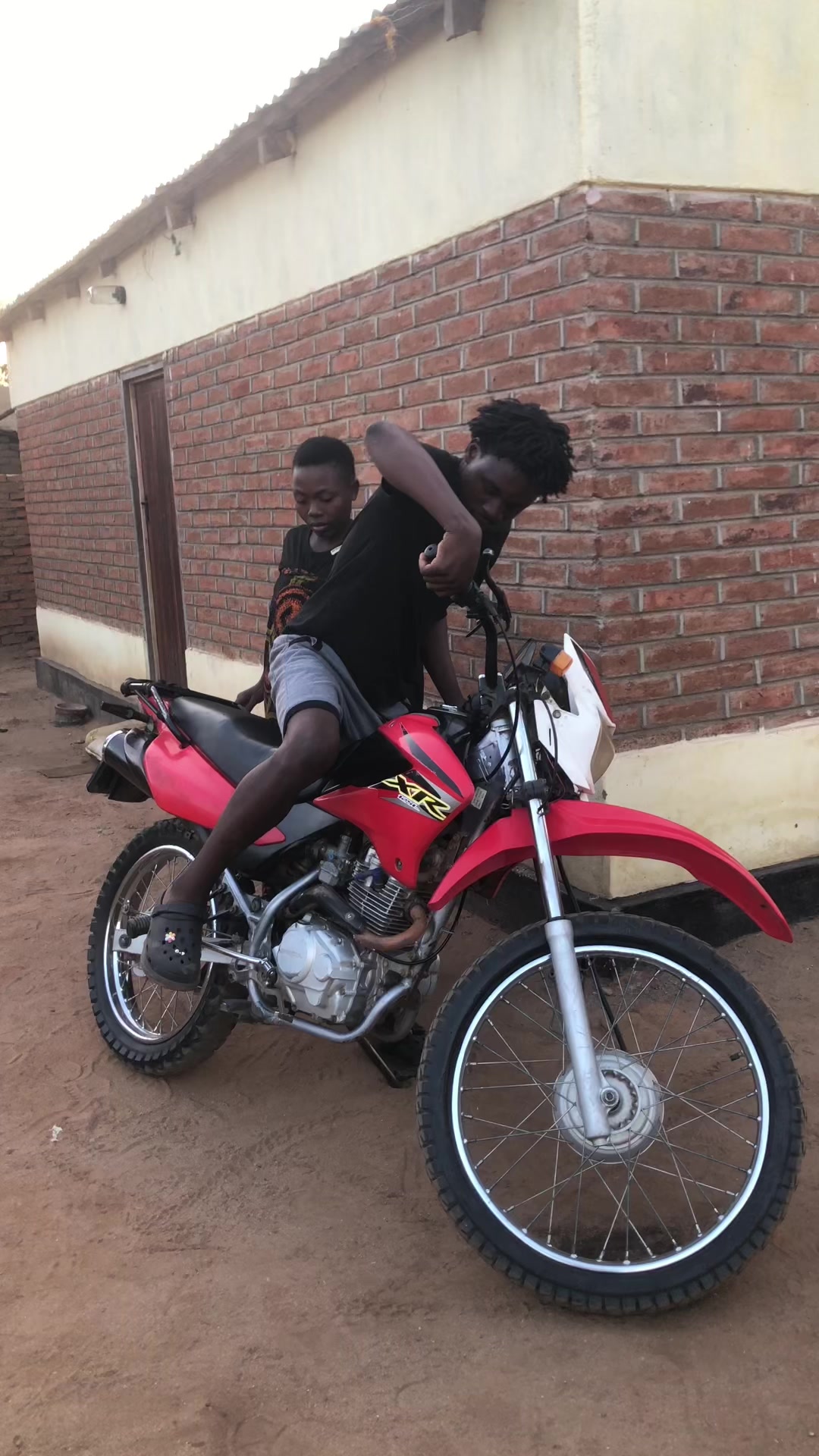 @Mwana akwiya (jay tee team on)