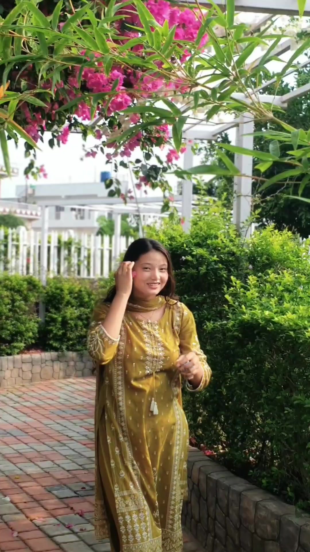 @SanGeeta&hearts;️🕊️