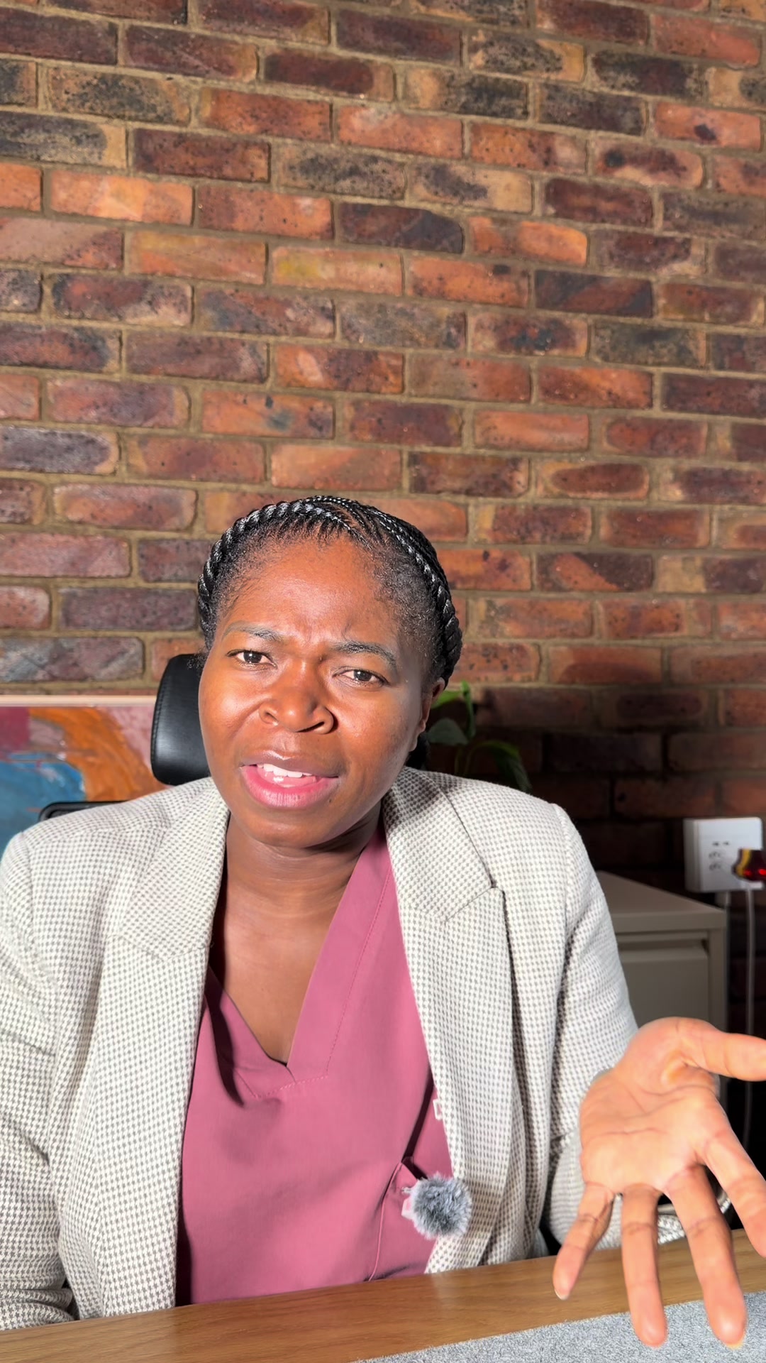 @Dr Tracy Nelwamondo