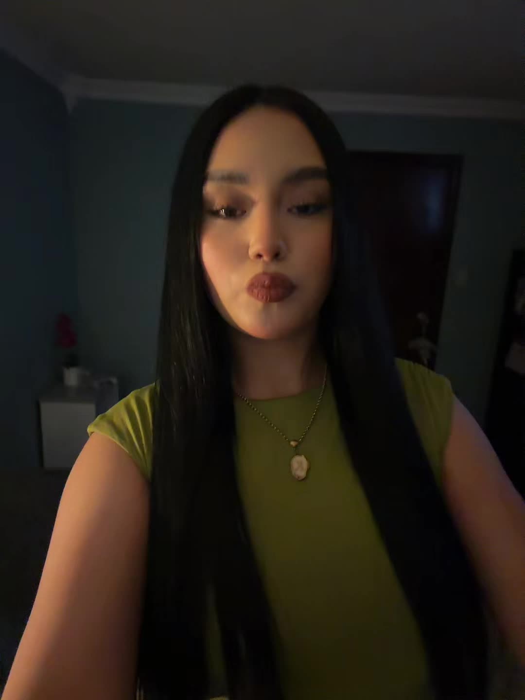 @Olivares