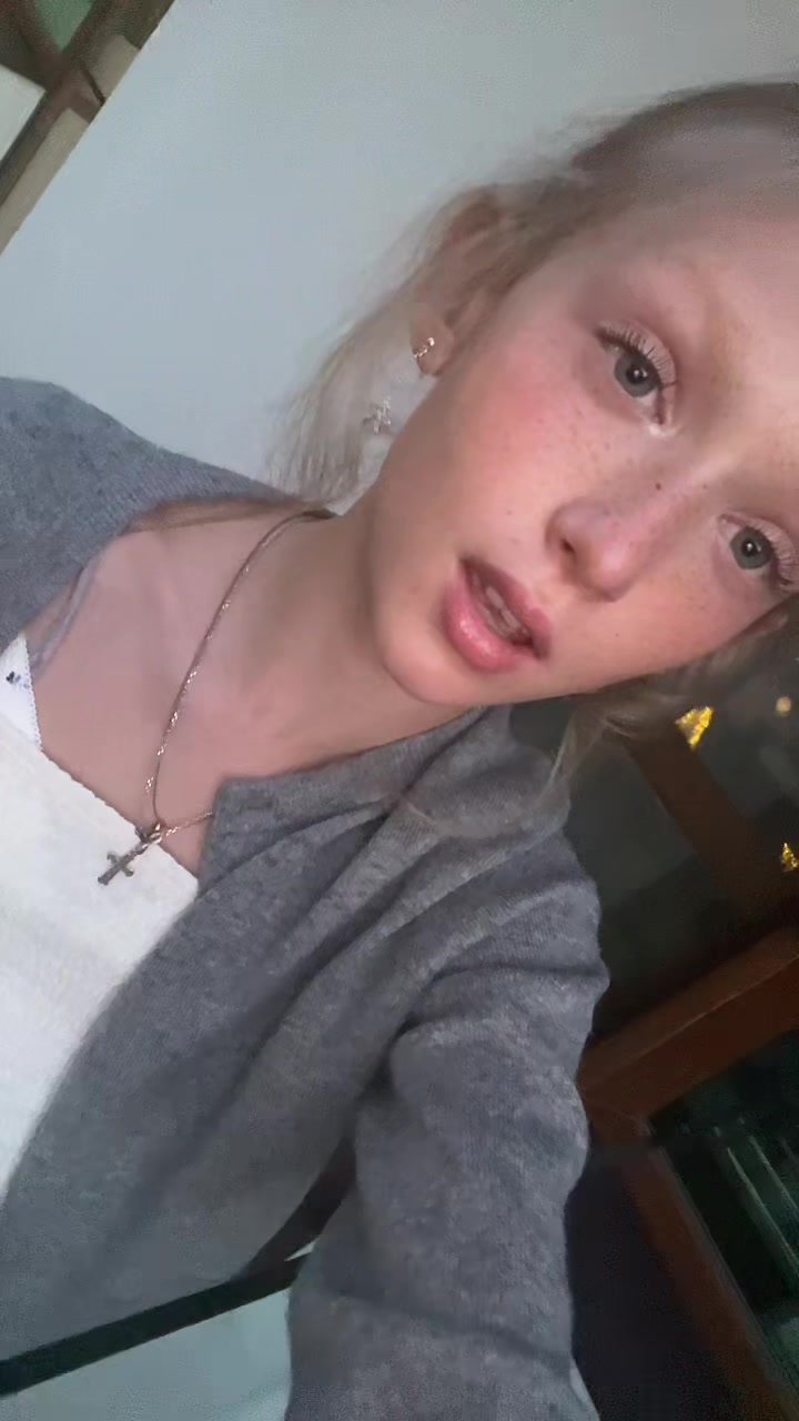 @анфиса 😼