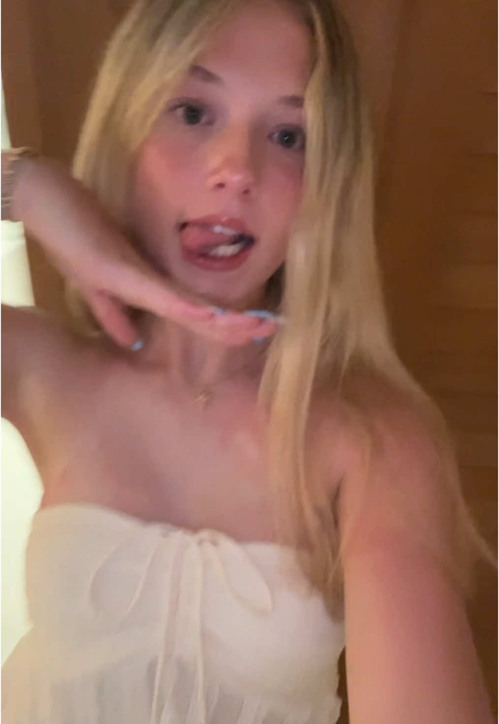 @ava