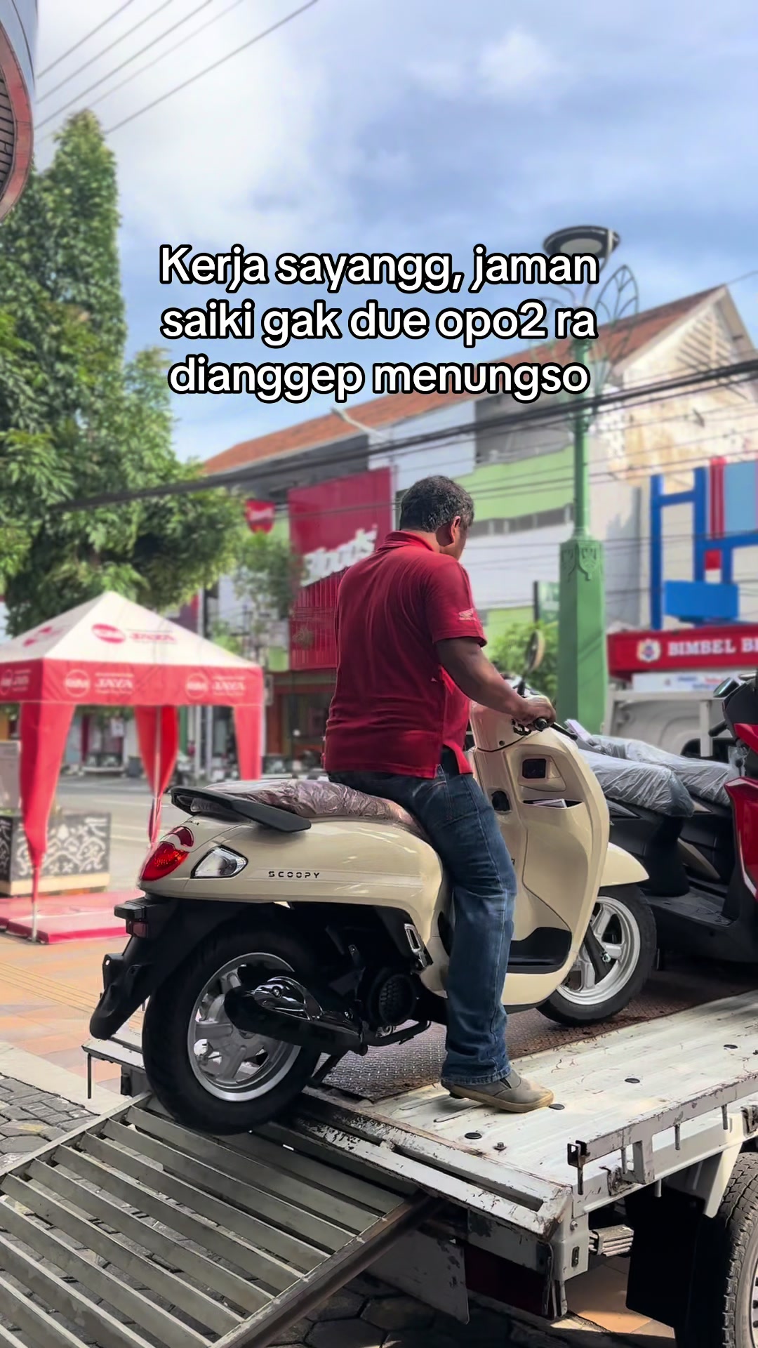 @UmiieJayaMotorKudus