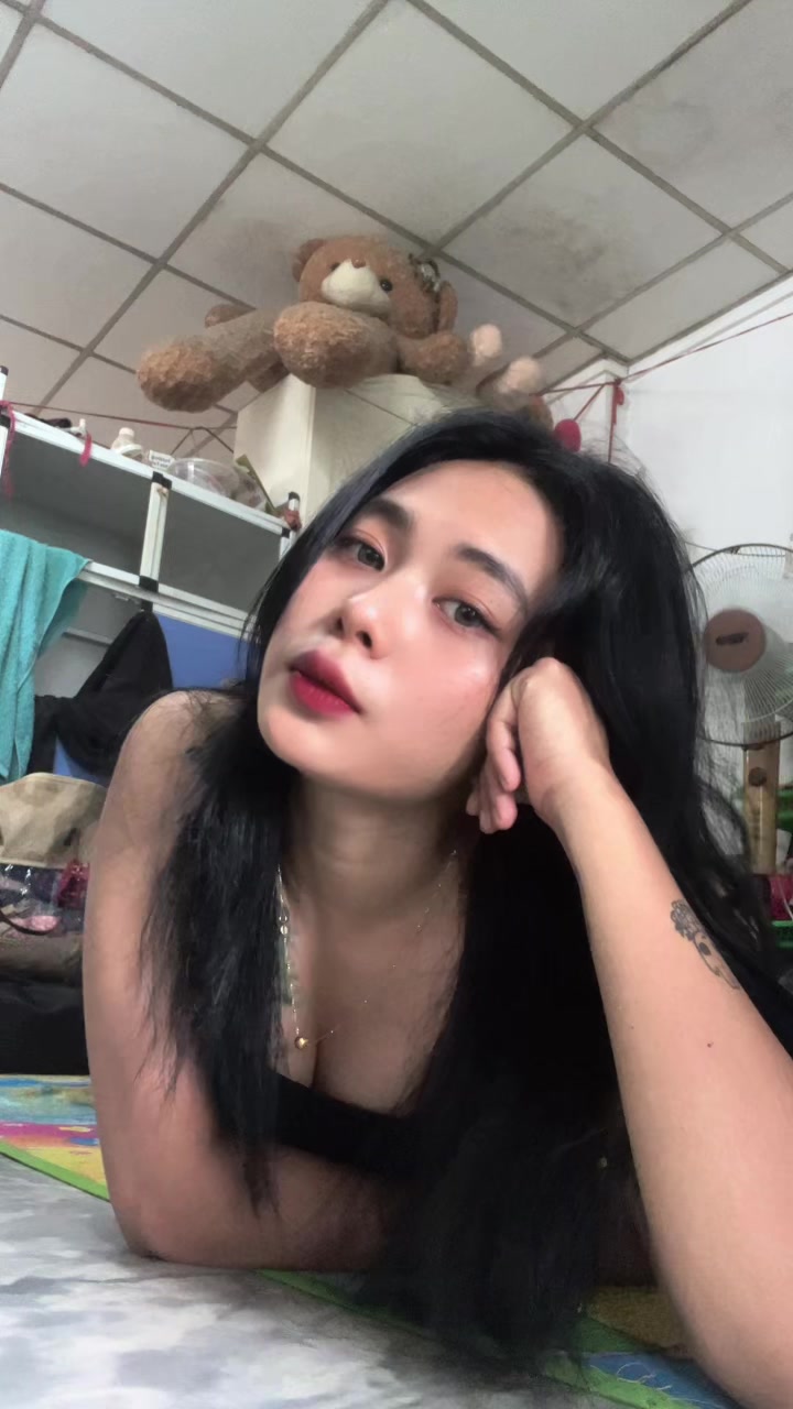 @Tin Zar Naing(Official acc)🌺