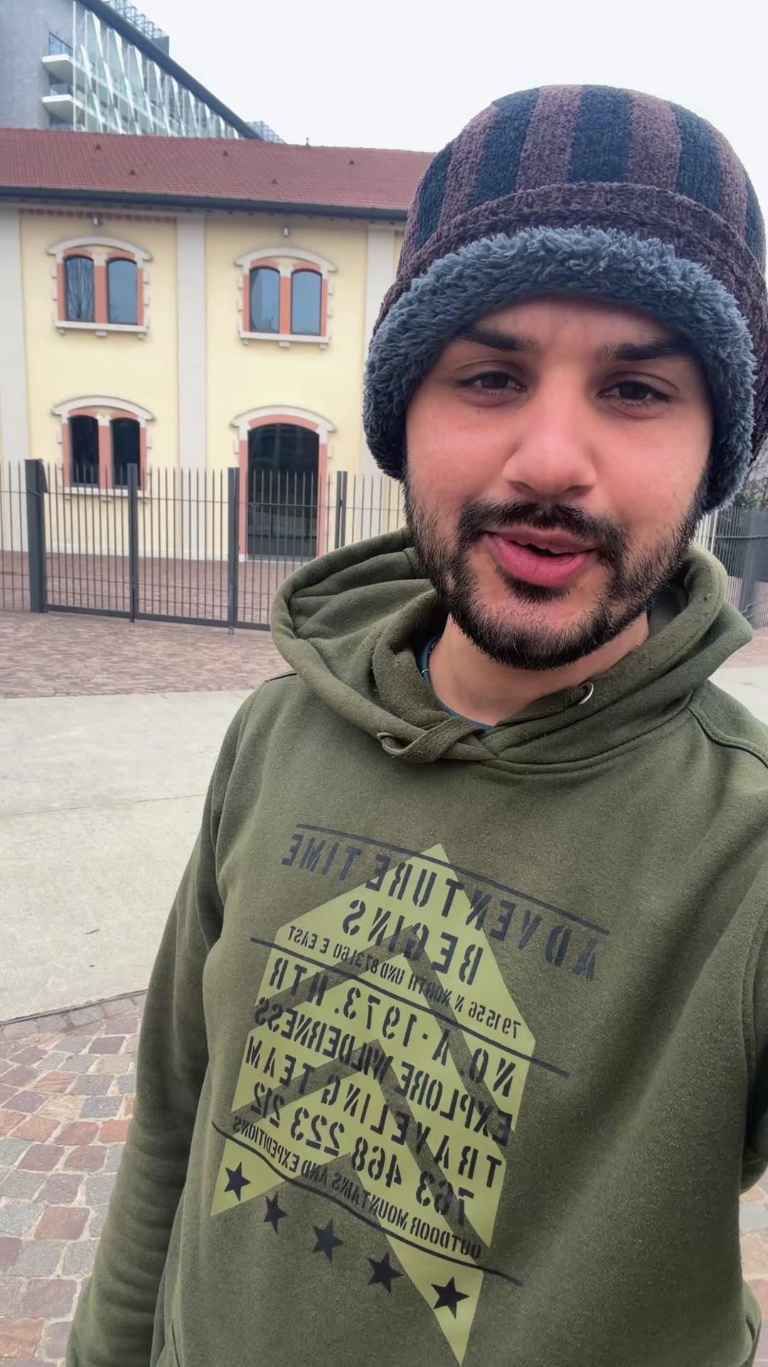 @Ghani Khan Europe Traveler
