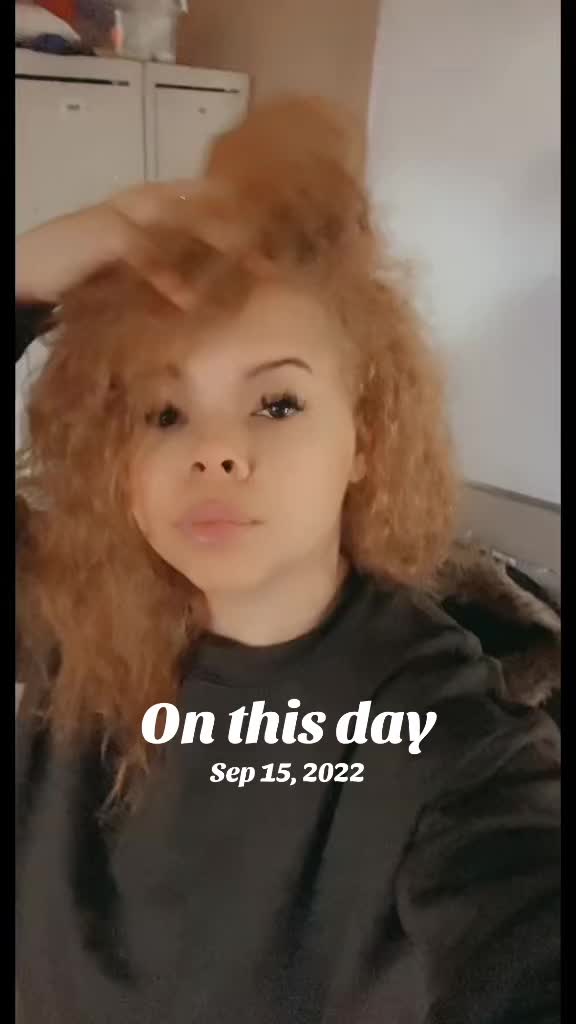 @NikkiHopson