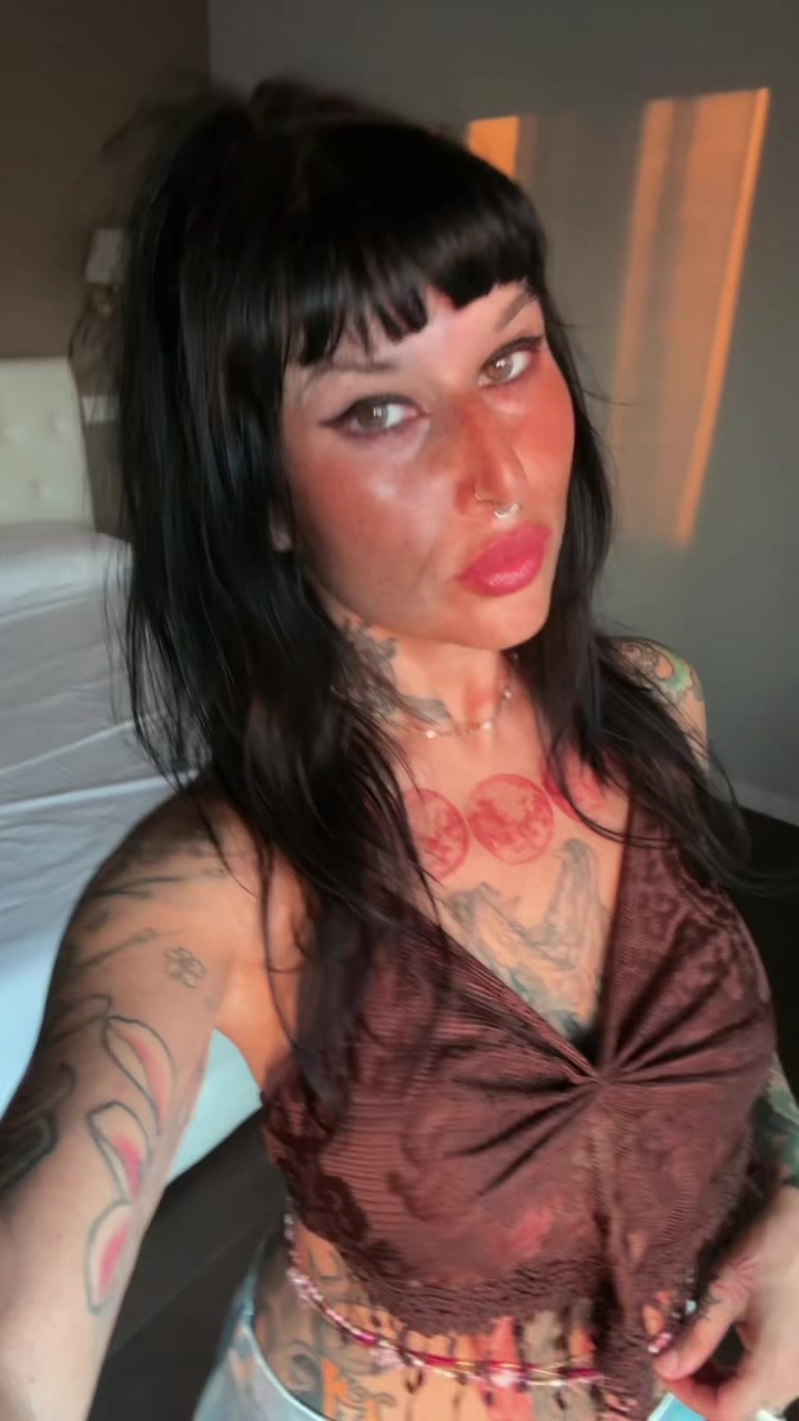 @Ashyaelizabeth