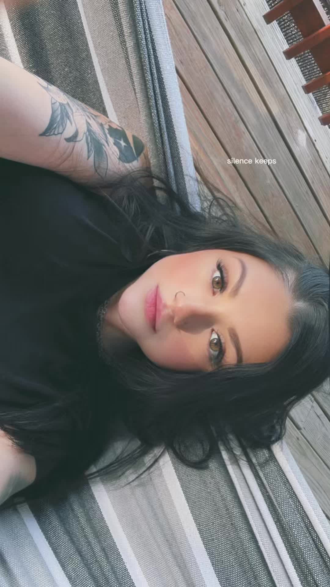 @Vanessa 🥀