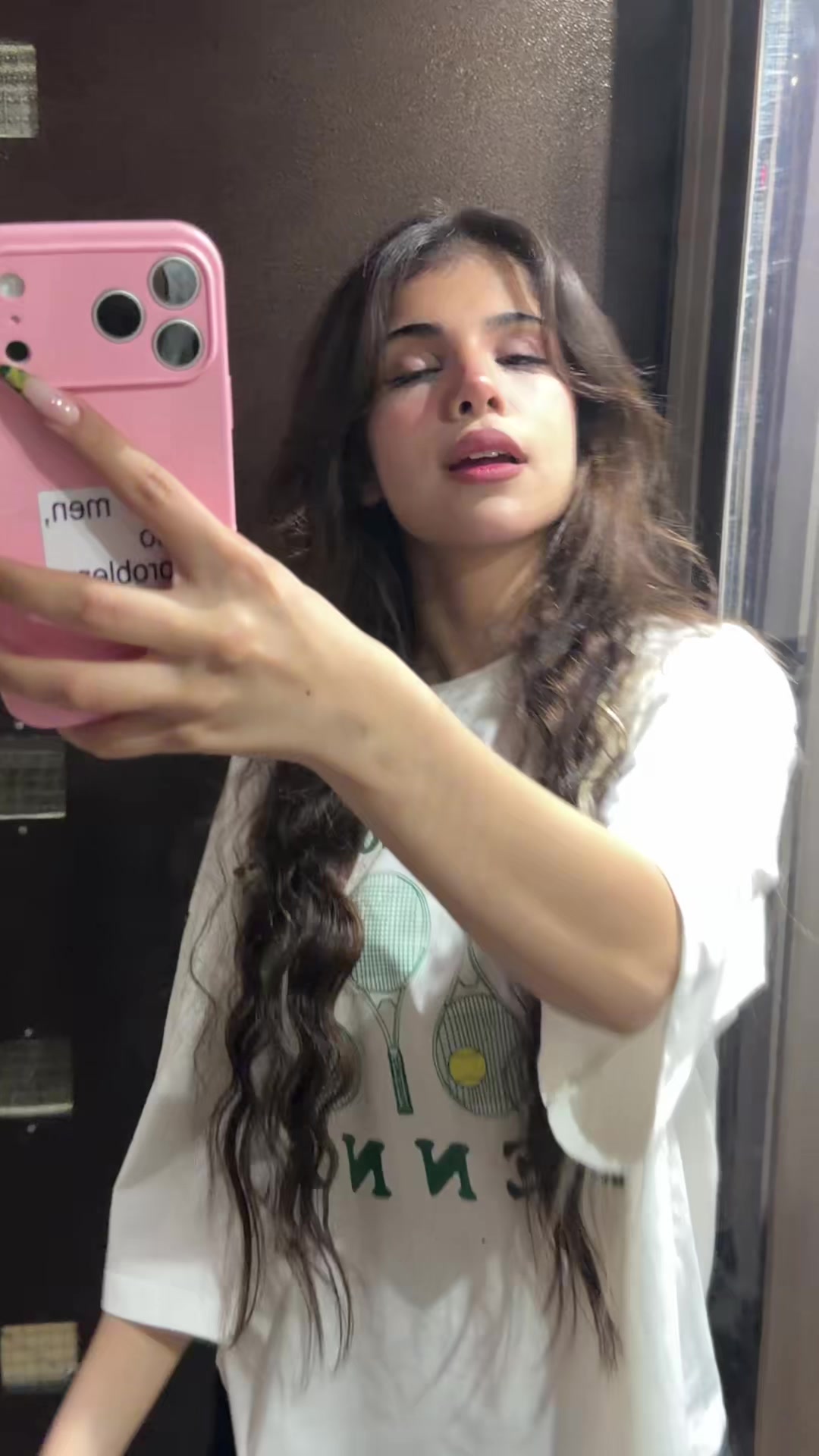 @neeg1n