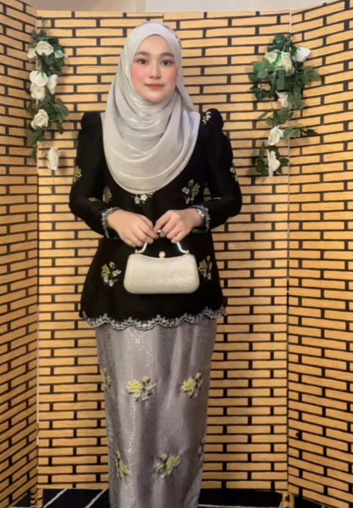 @aniscloset