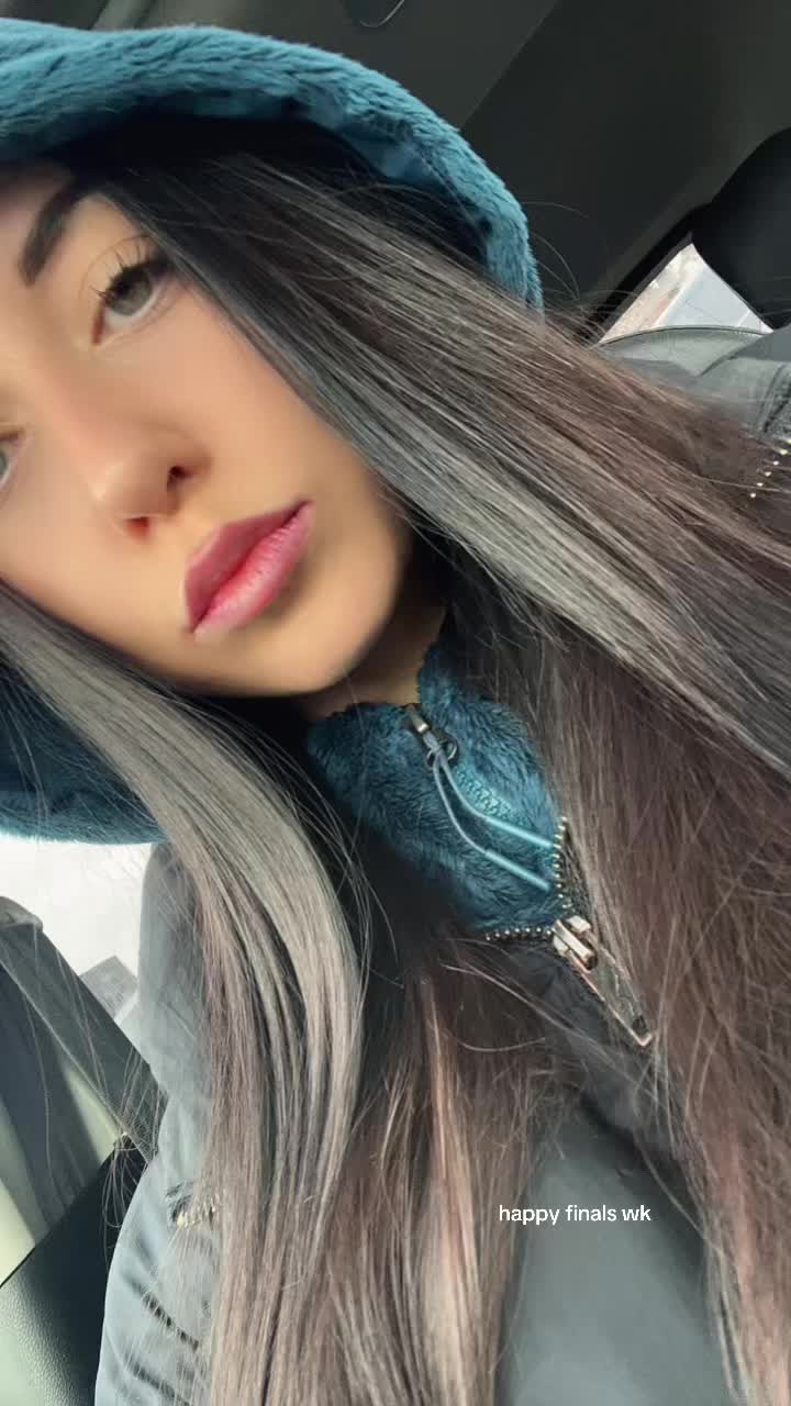 @Angelina Veronica