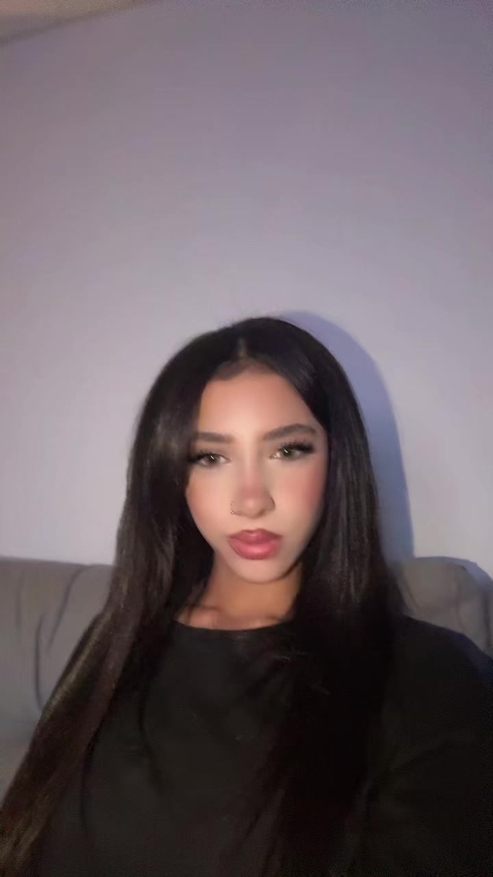 @Nadoush👾