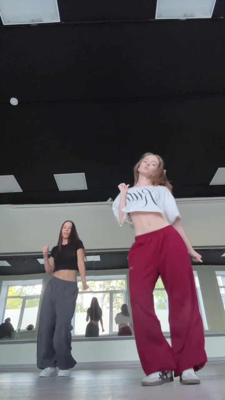 @di | dance | kms | girlyhiphop