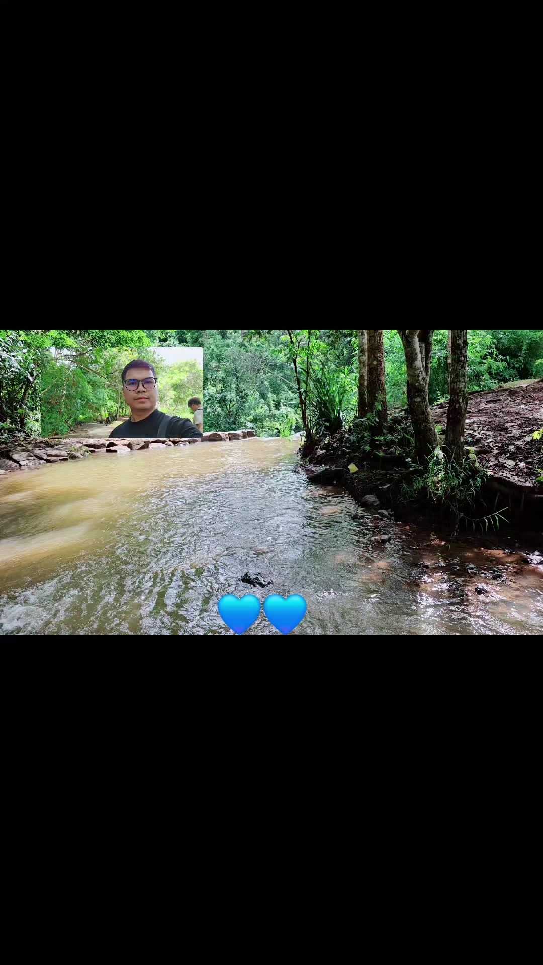 @រី ឆាត
