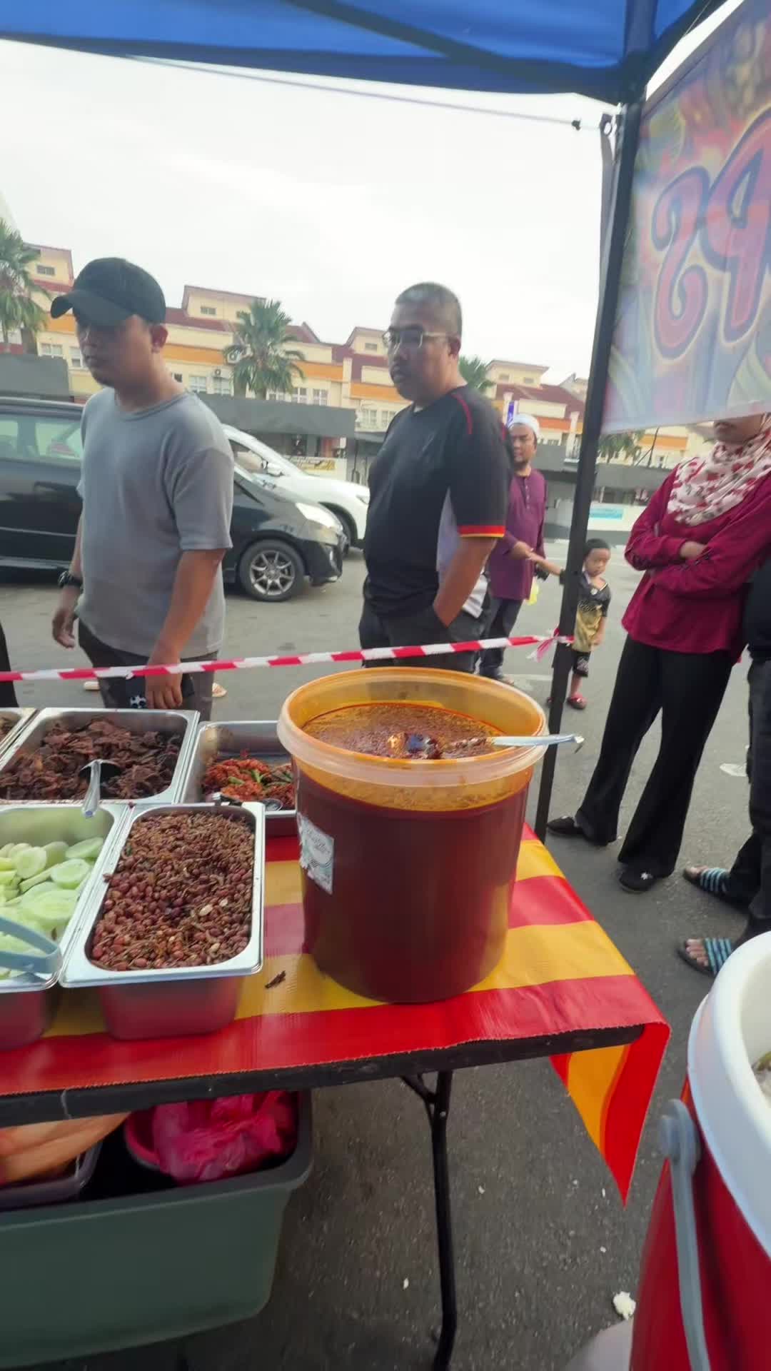 @Nasi Lemak Meletops