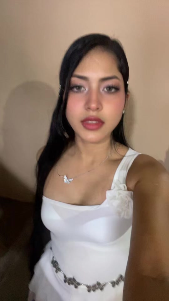 @Mel🍒