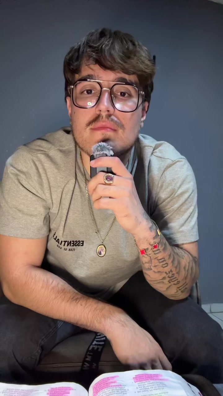 @Esquer