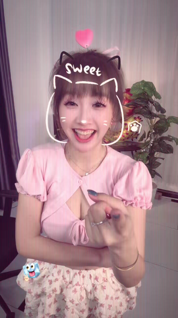 @𝓗𝓪̀ 𝓥𝓲 🌷