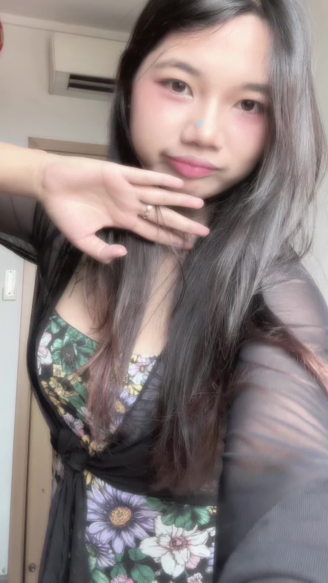 @ခင်