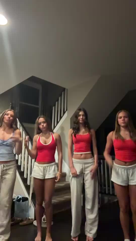@Sydneyselites