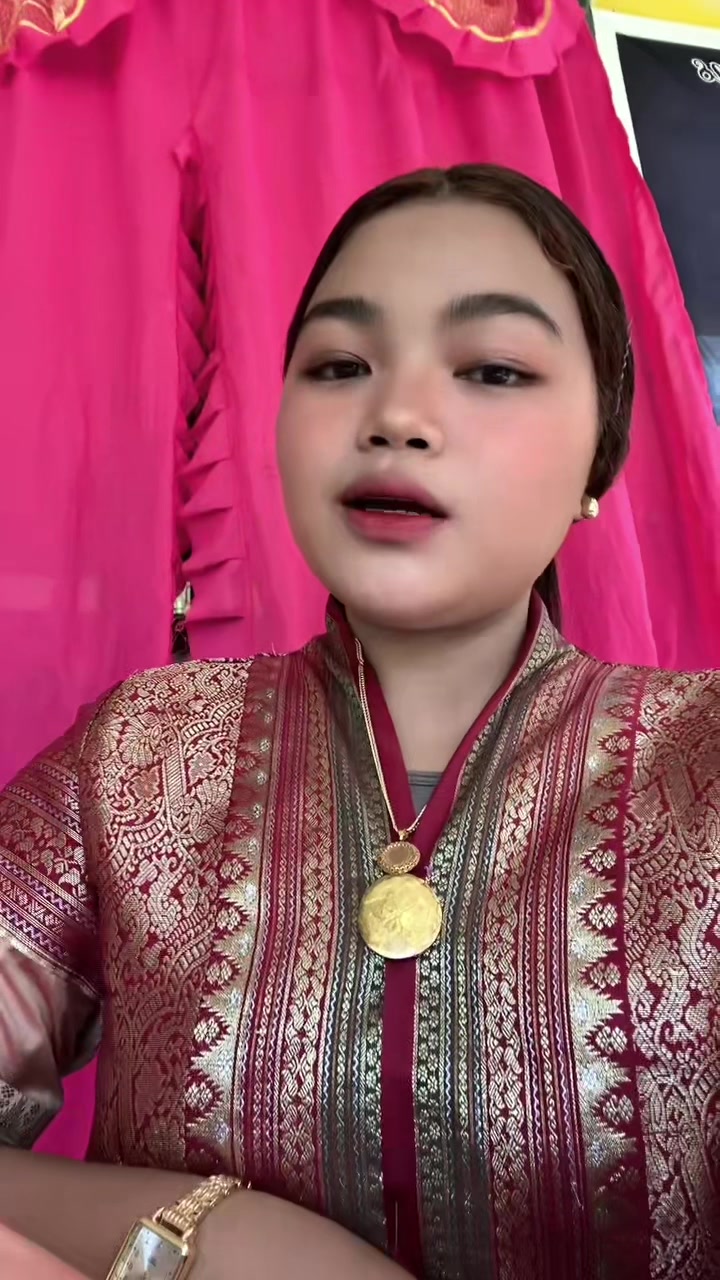 @Jhely07