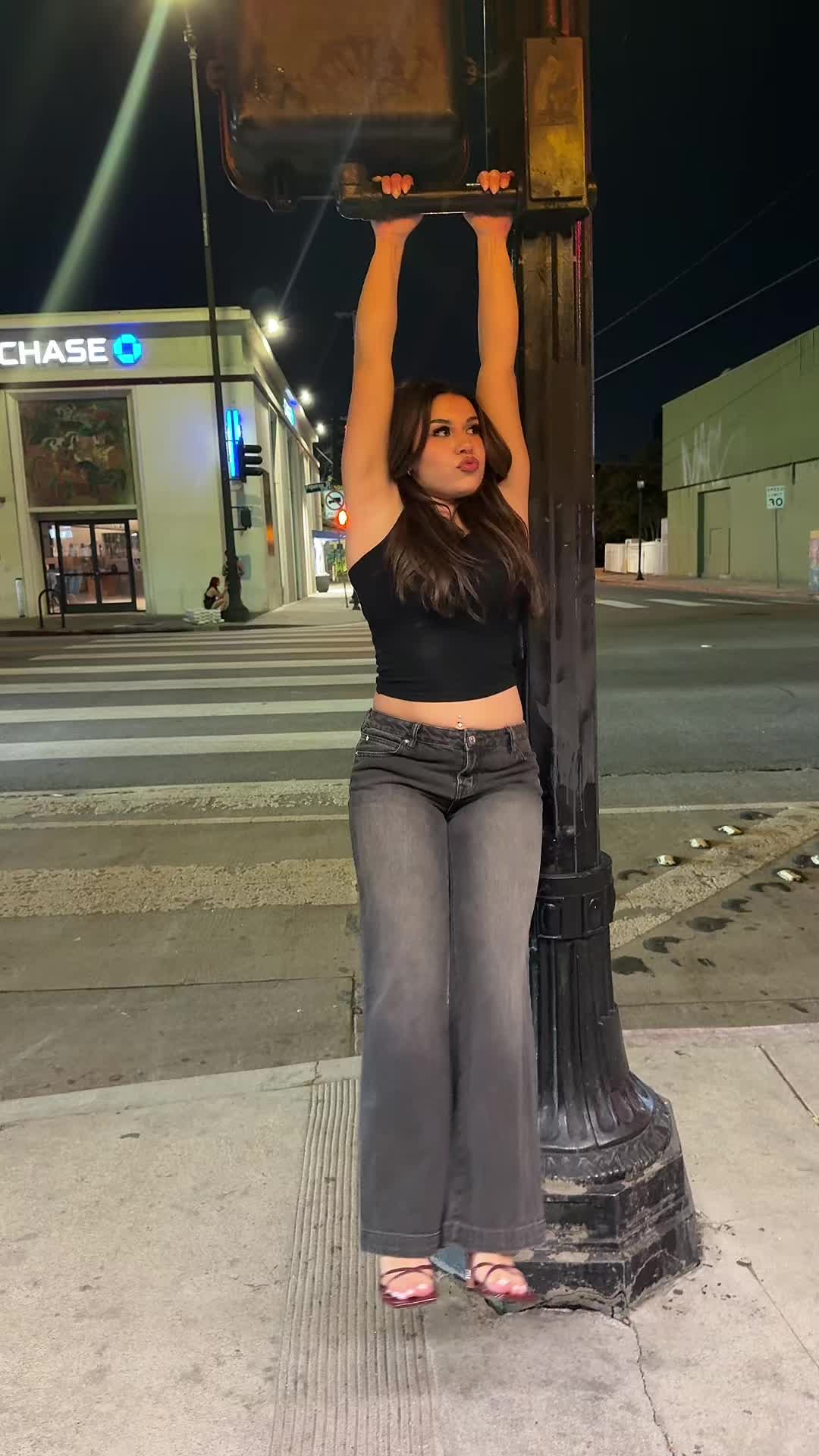 @melliionarie