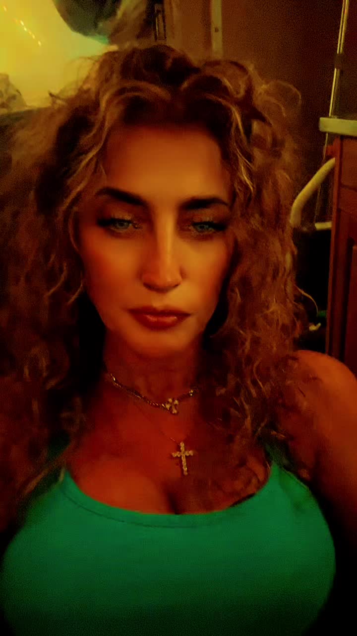 @Jodiann954