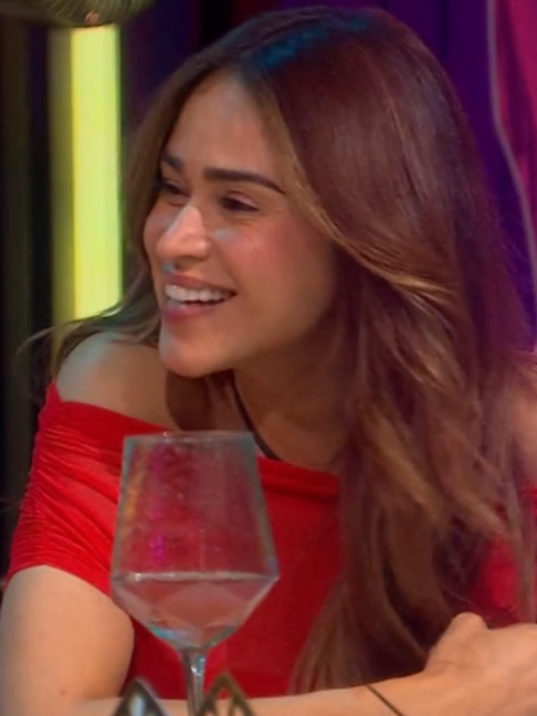 @iamYanetGarcia
