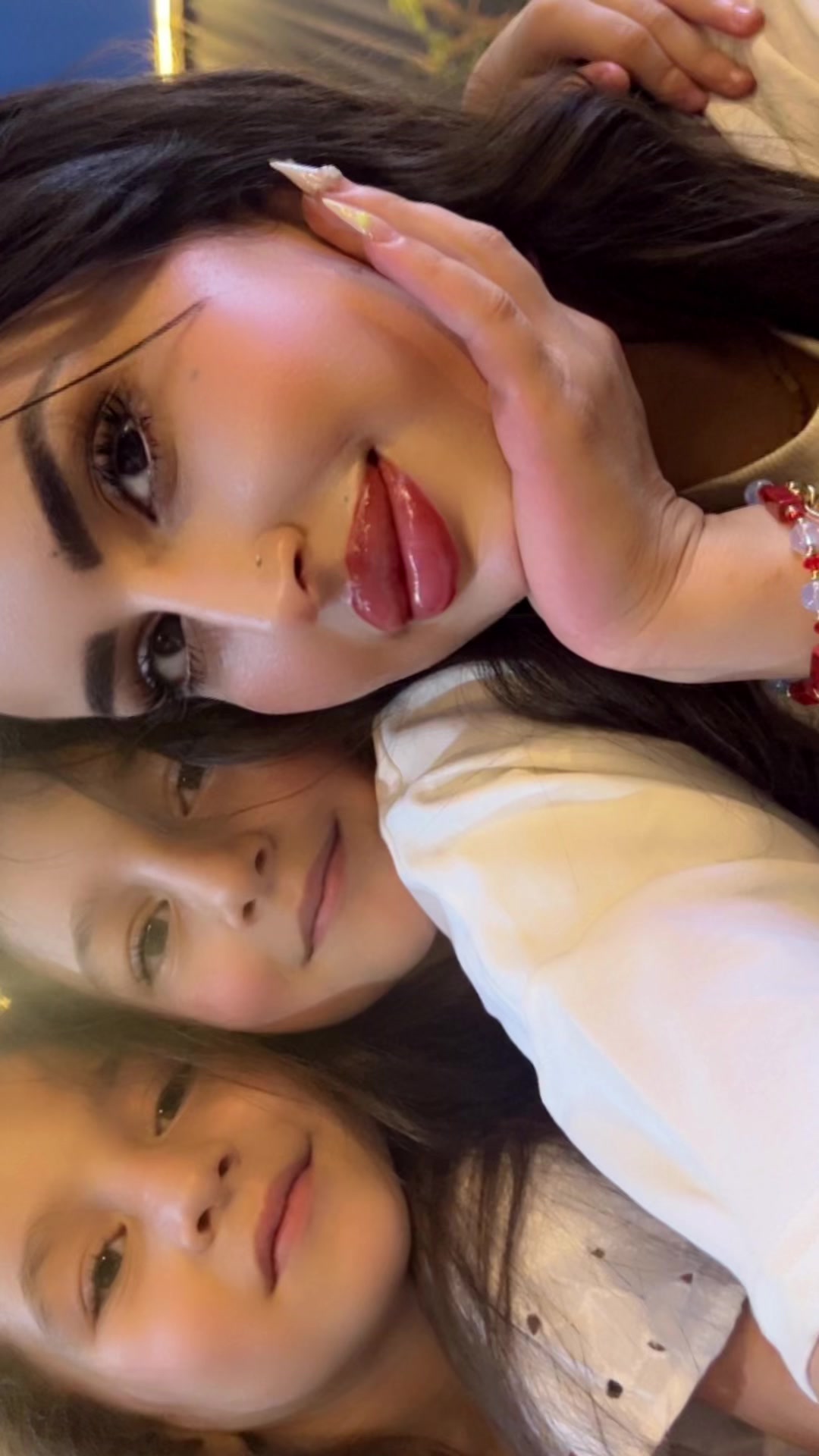 @Sara Yāmâ Zine