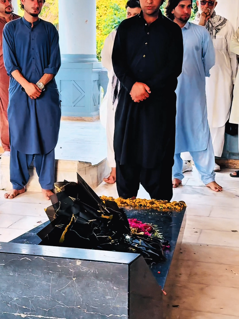 @👑SADIQ🇦🇫KHAN👑
