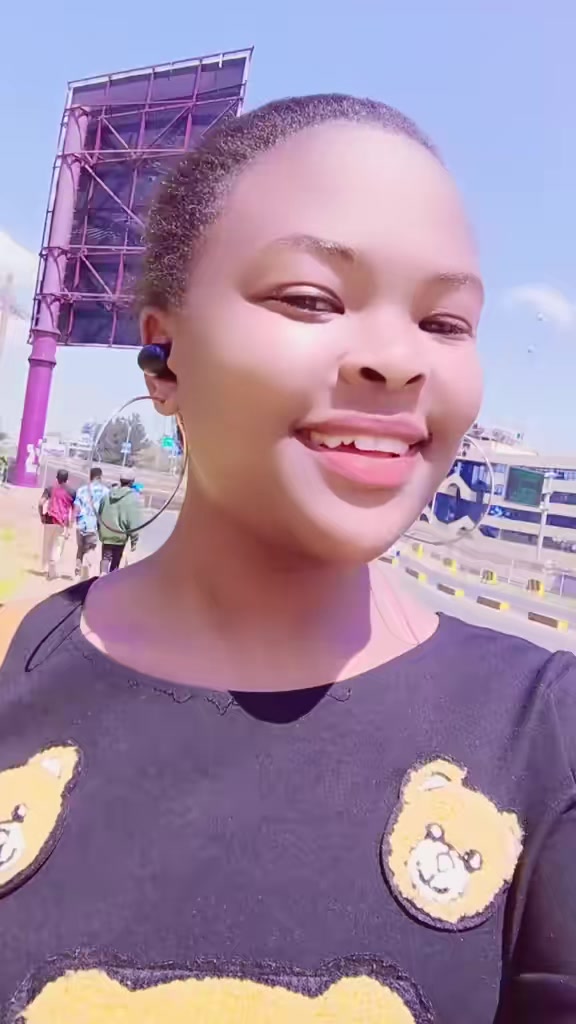 @Zawadi_Tha_Gal 👑