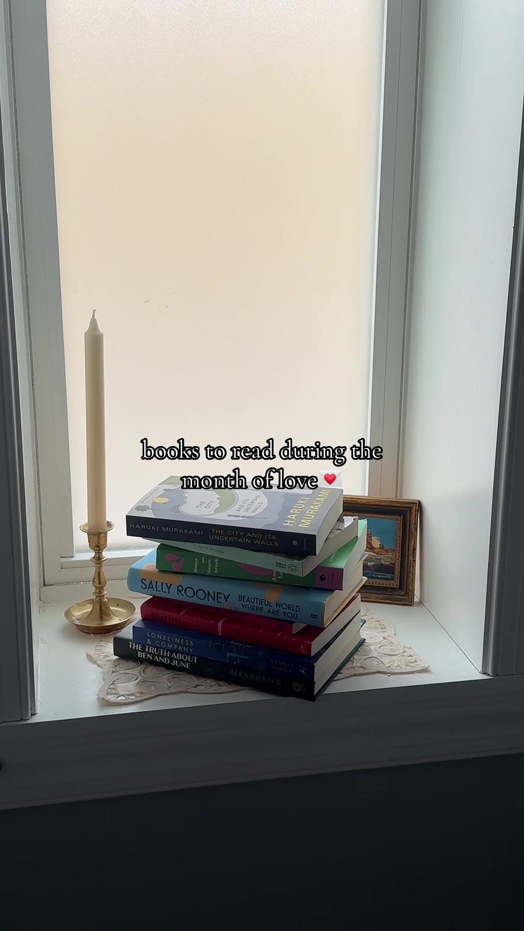 @Liv • BookTok