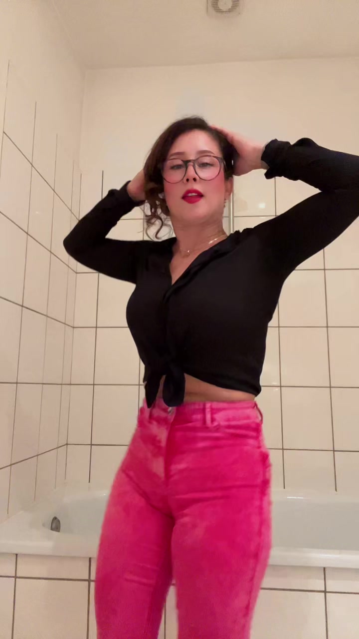 @Isabelita