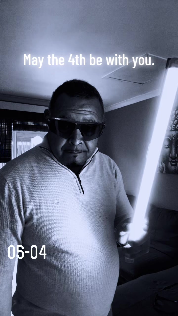 @therealdaddyadrian🇿🇦