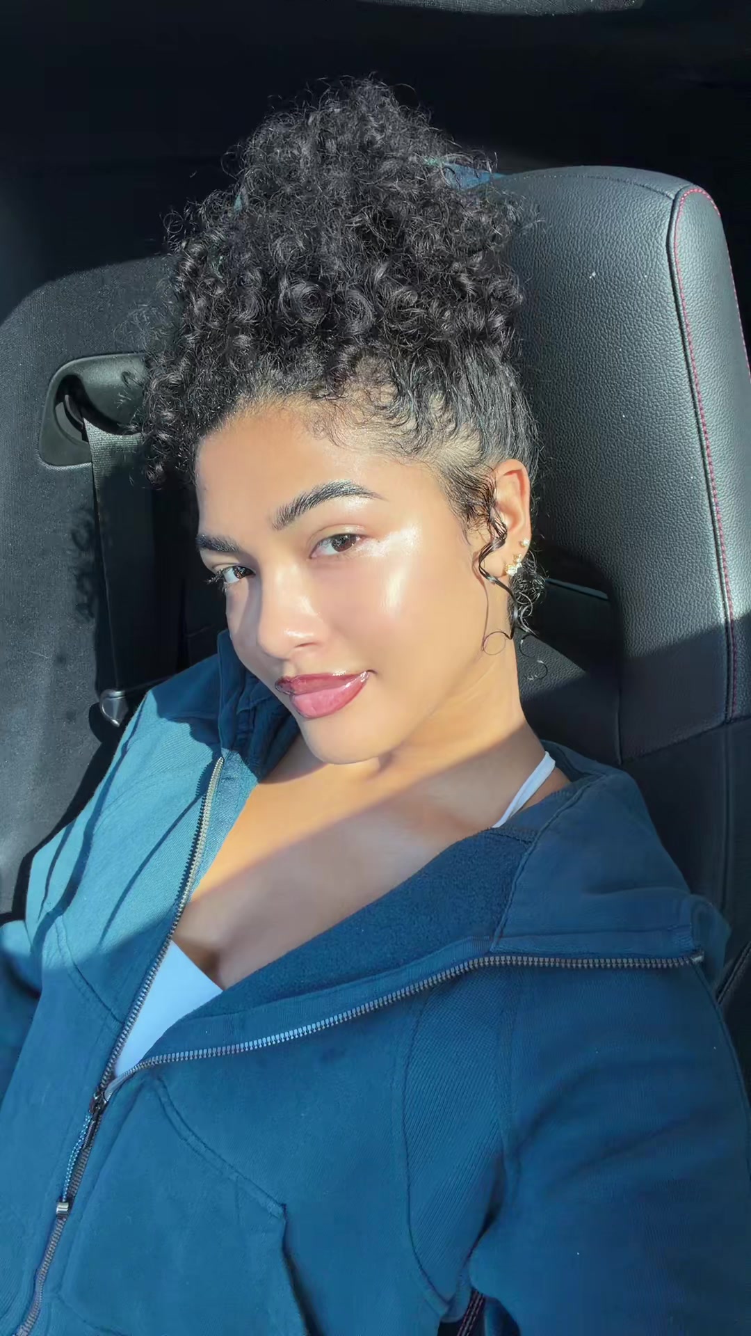 @KIRA SIERRA