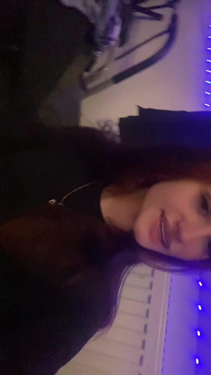 @Julie❦