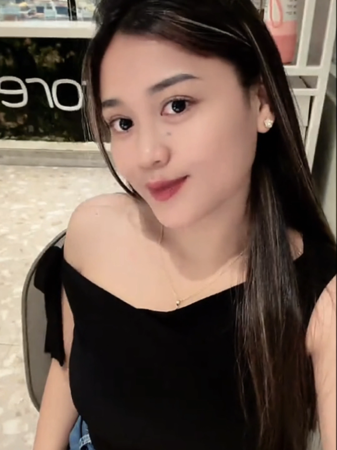 @Gemoy Menggigit 🍑
