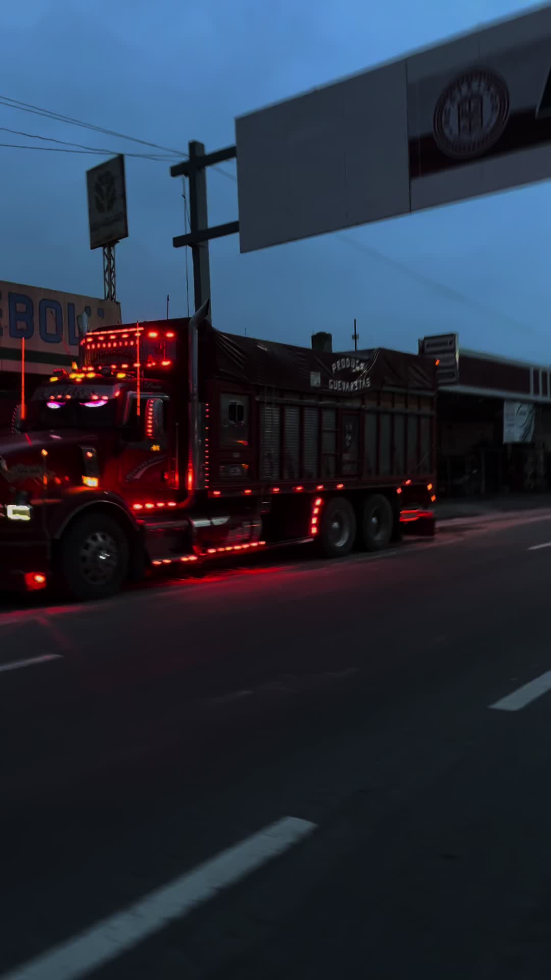 @Guevaritas_trucking🧑🏽&zwj;🌾🫡