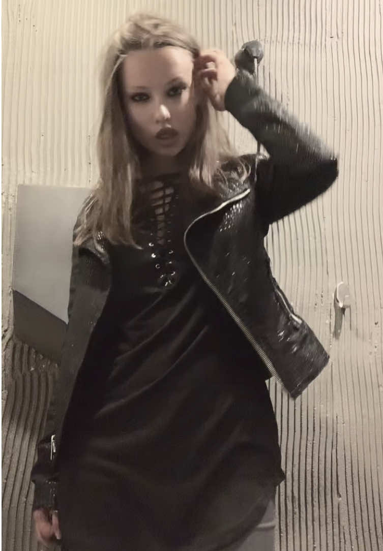 @ulyana loginova