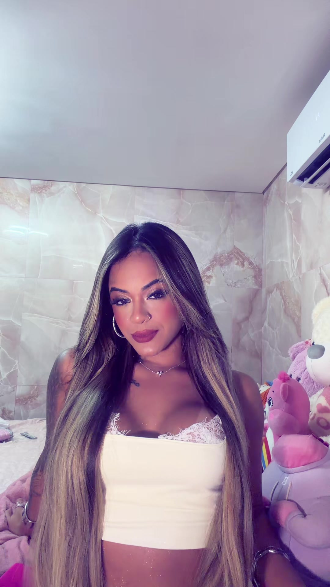 @Miauu02