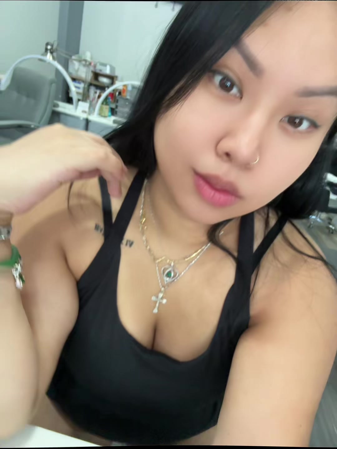 @pretty_jenni_vibes