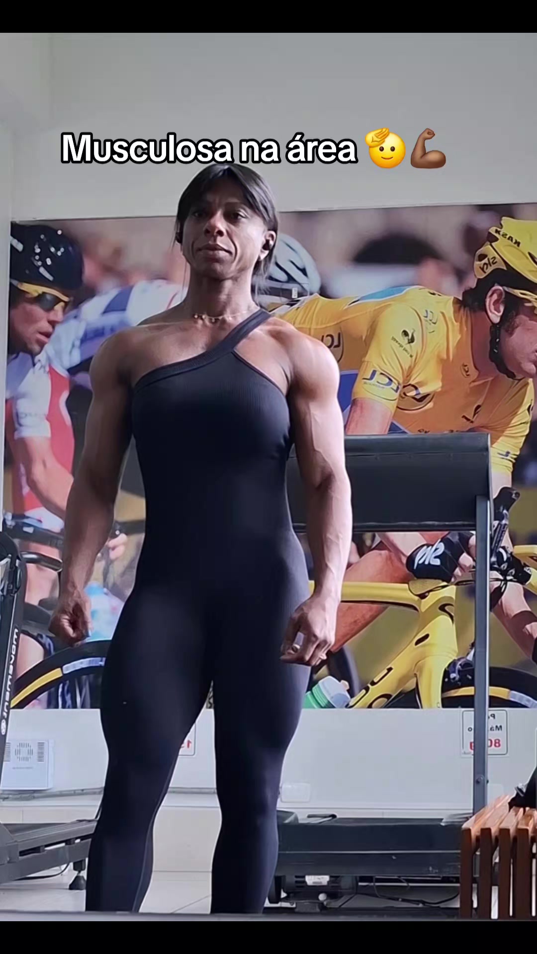 @Sarah_queenofmuscles👑