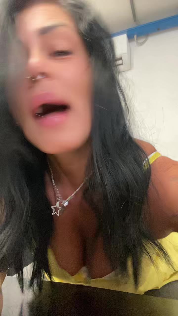 @😈
