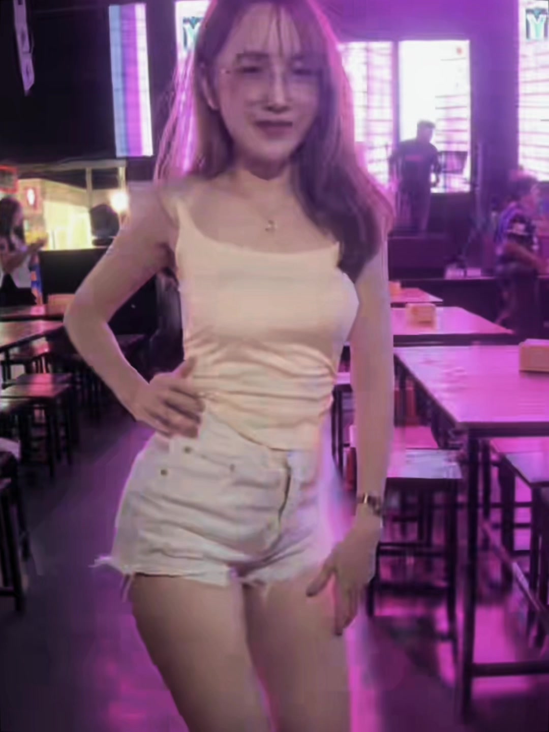 @น้องแว่น.