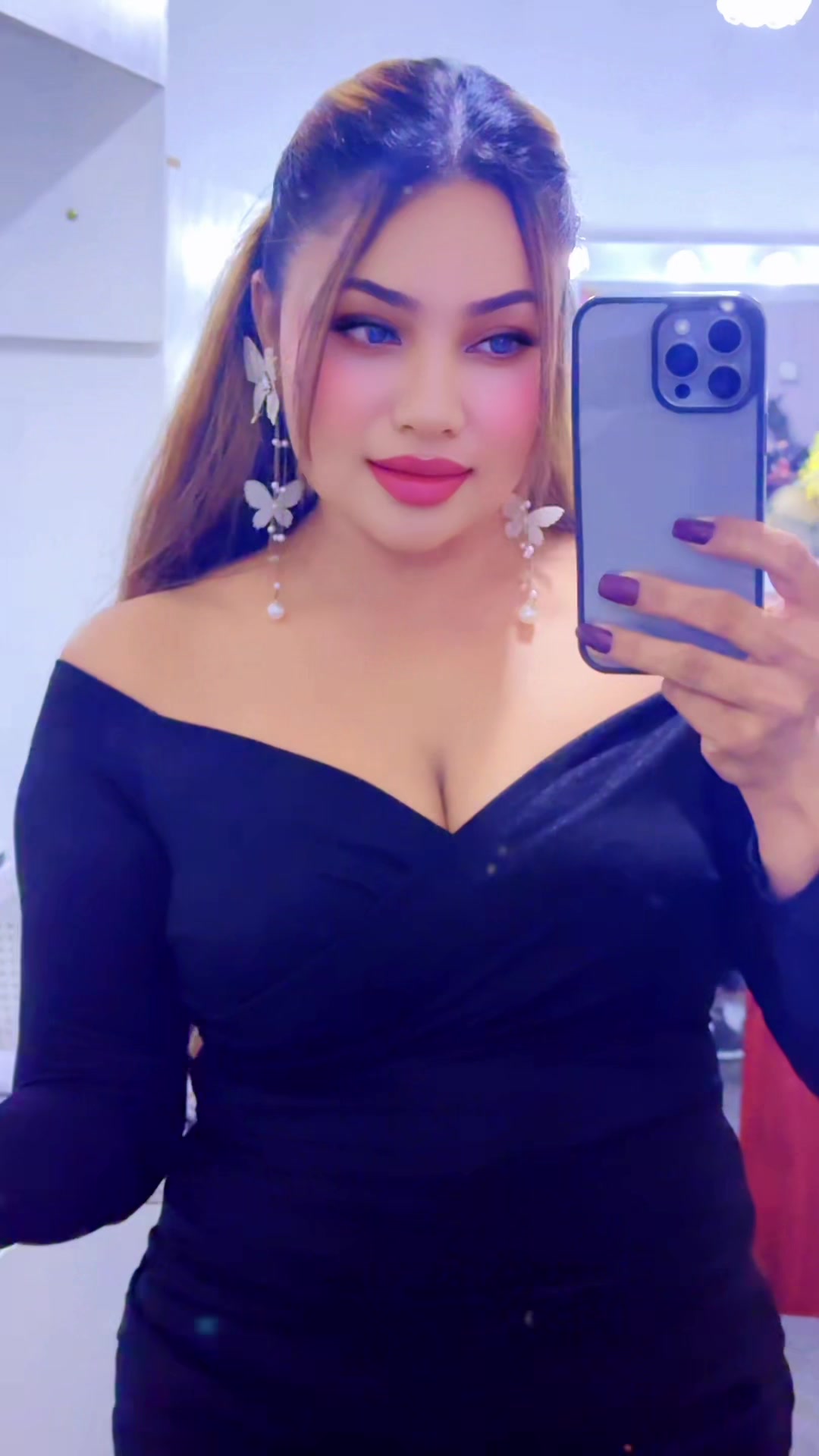 @Nugawela “pinky”