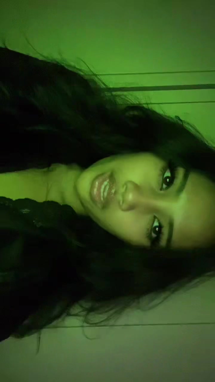 @Adriana