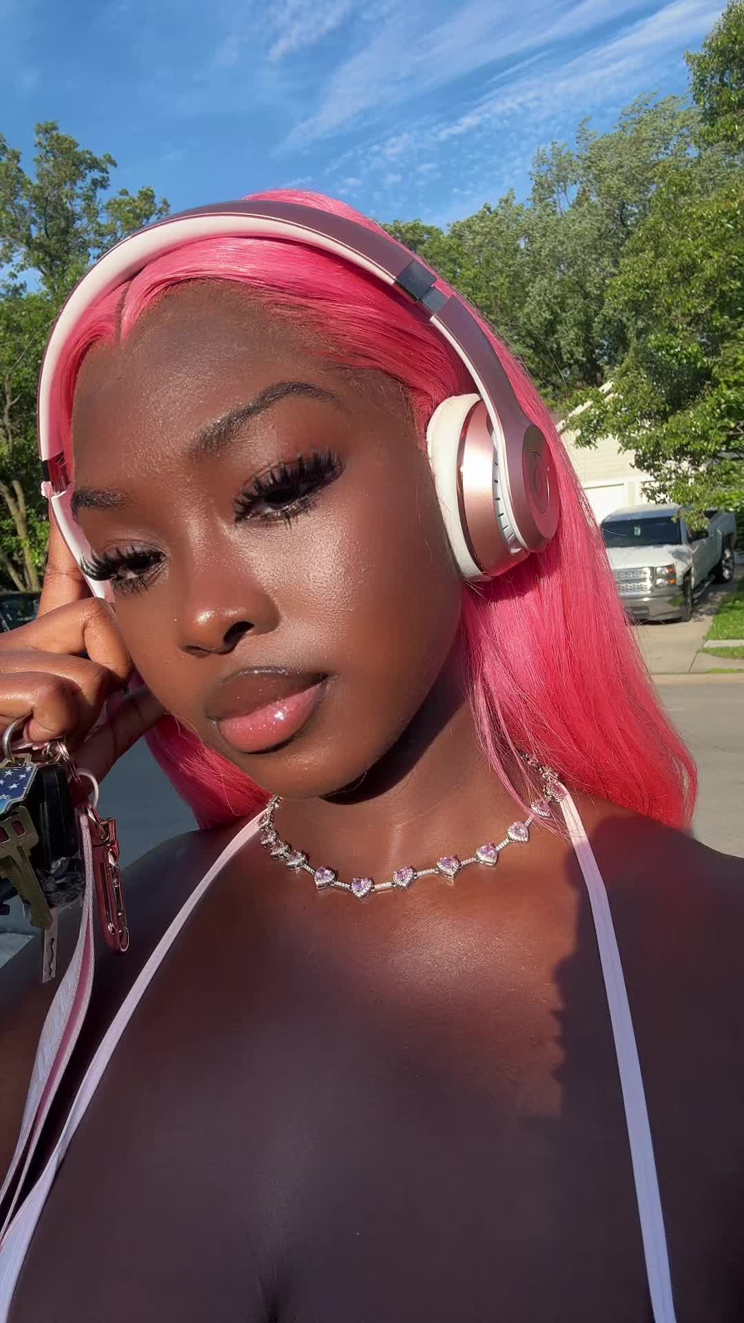 @bintanovaaa