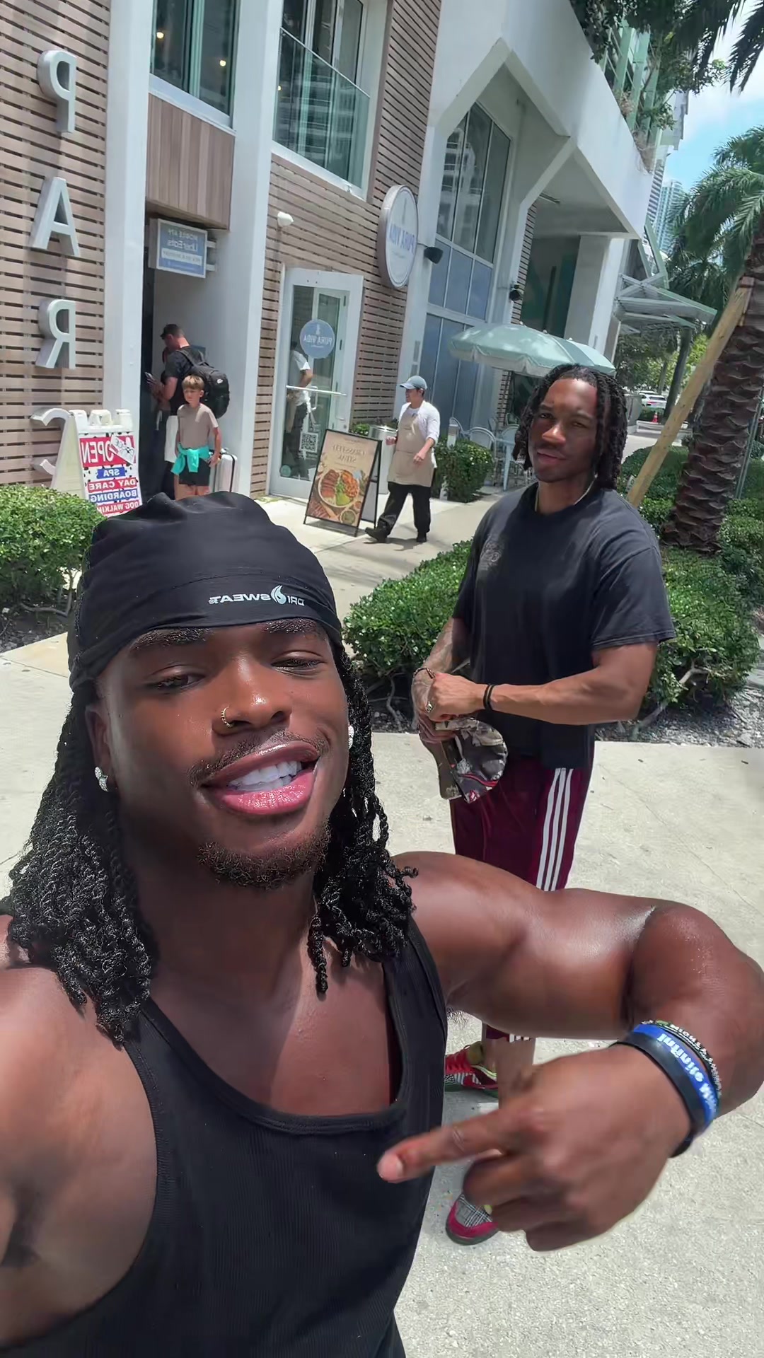 @FamousBoyD