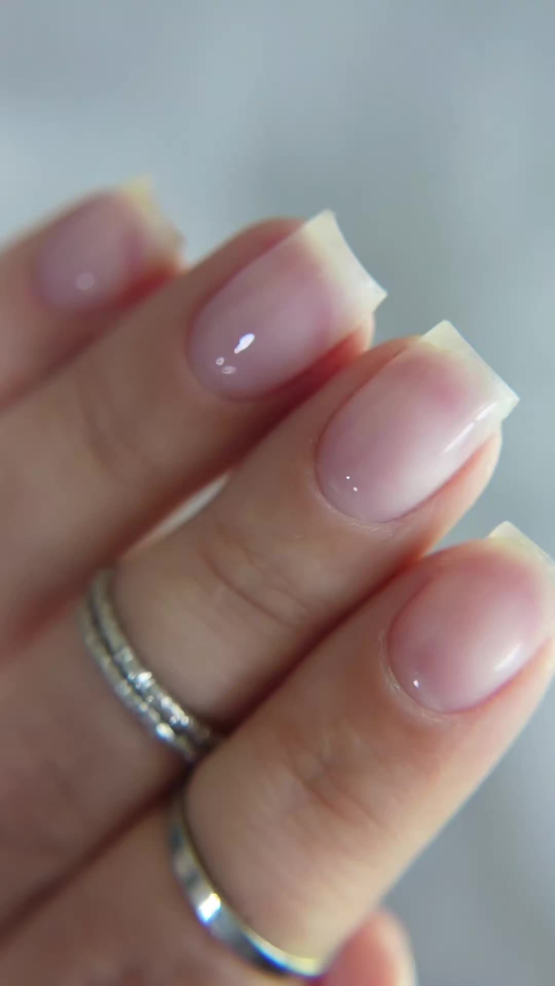 @Vivid Glam Co.